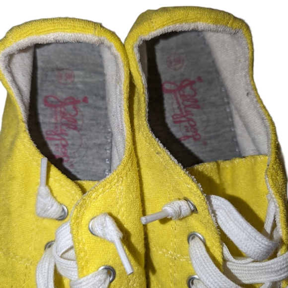 ๐ 3/$15 - Jellypop Yellow Terry Cloth Sneakers, Women's Size 9.5 - Picture 5 of 7